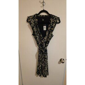 Tommy Hilfiger Dress Size 8 Floral Feminine Tie Belt NWT Party Event Shower